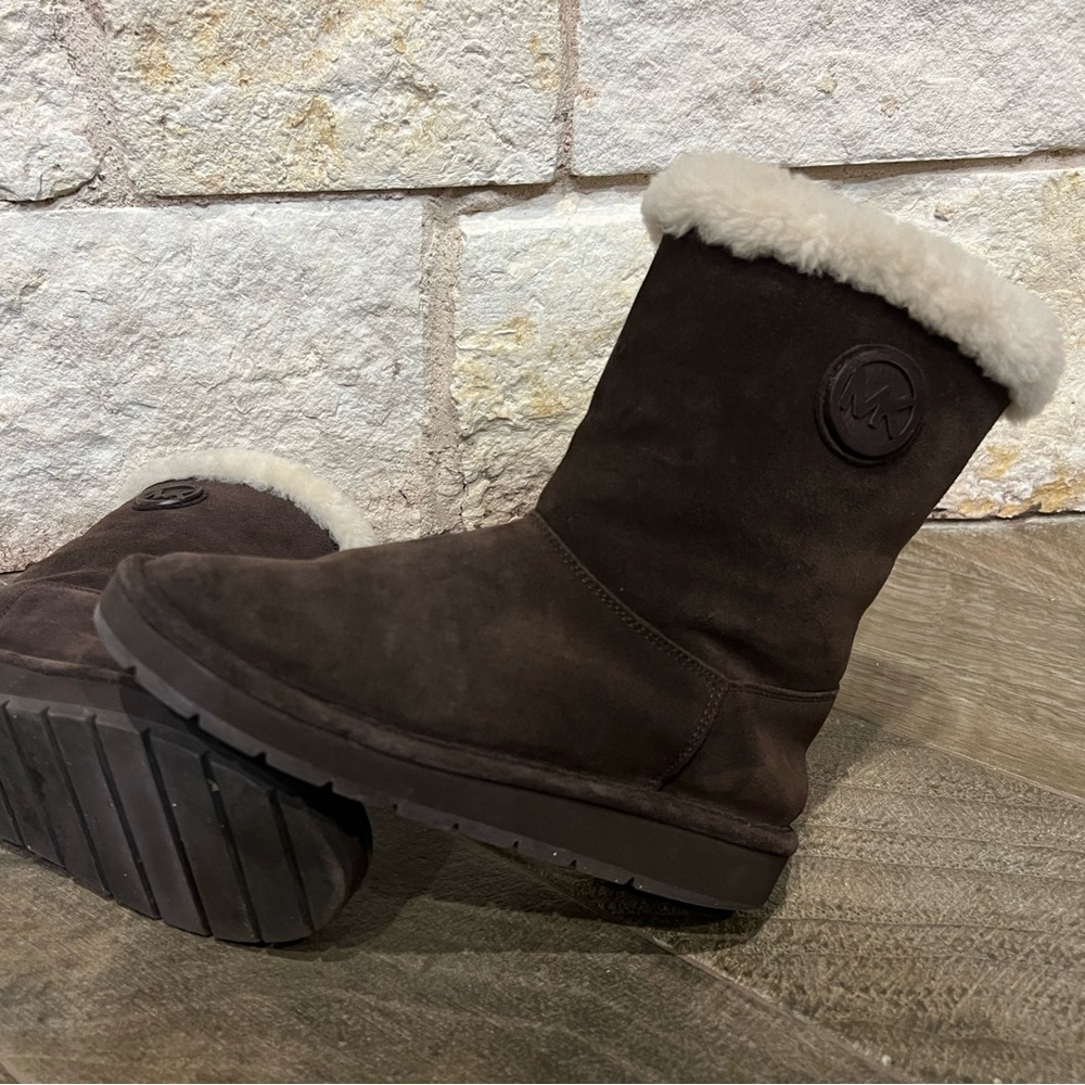 Michael Kors MK AK14G Womens Boots SZ 6M Leather Sheep Fur, Brown/Cream